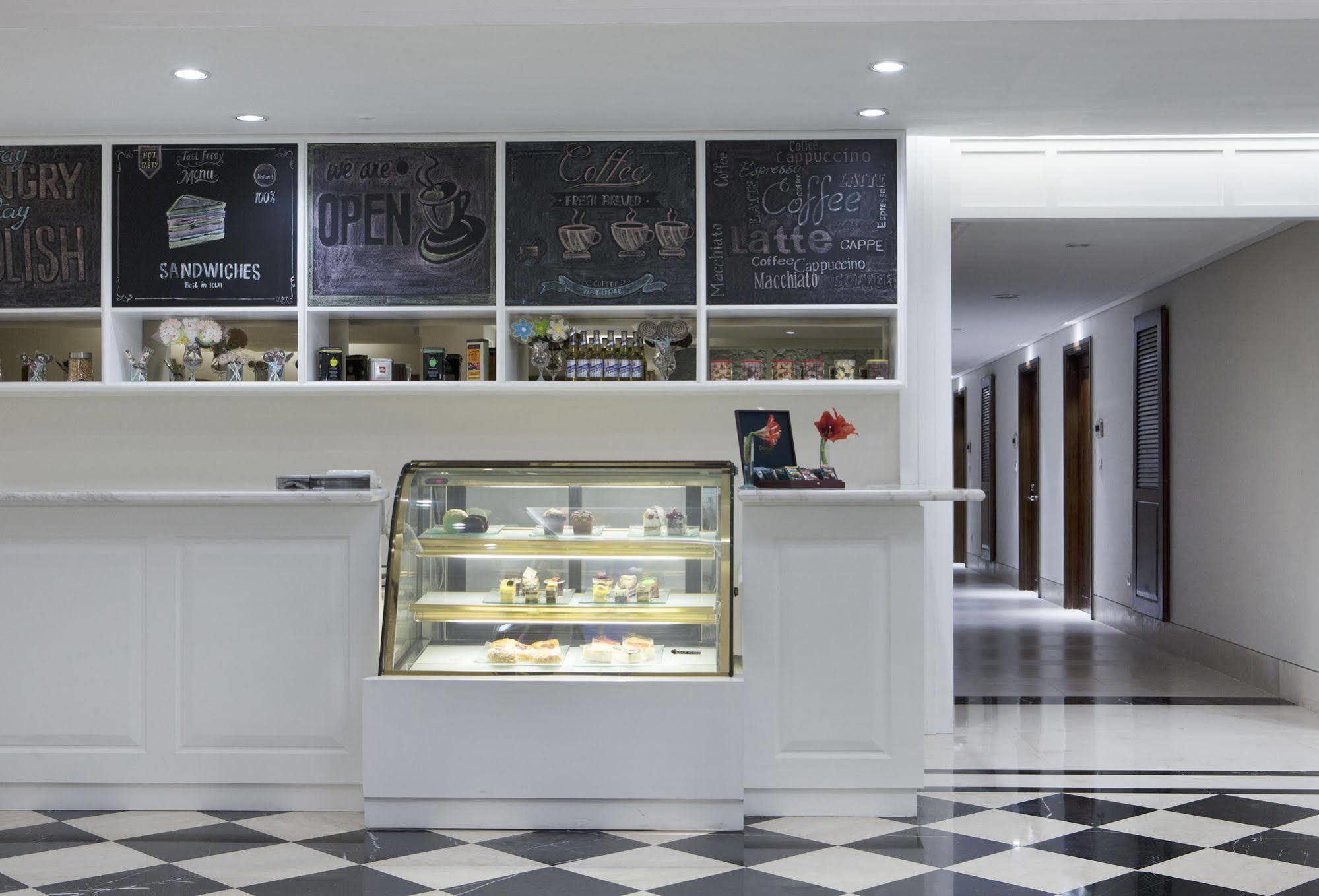 Hotel Santika Seminyak Ngoại thất bức ảnh
