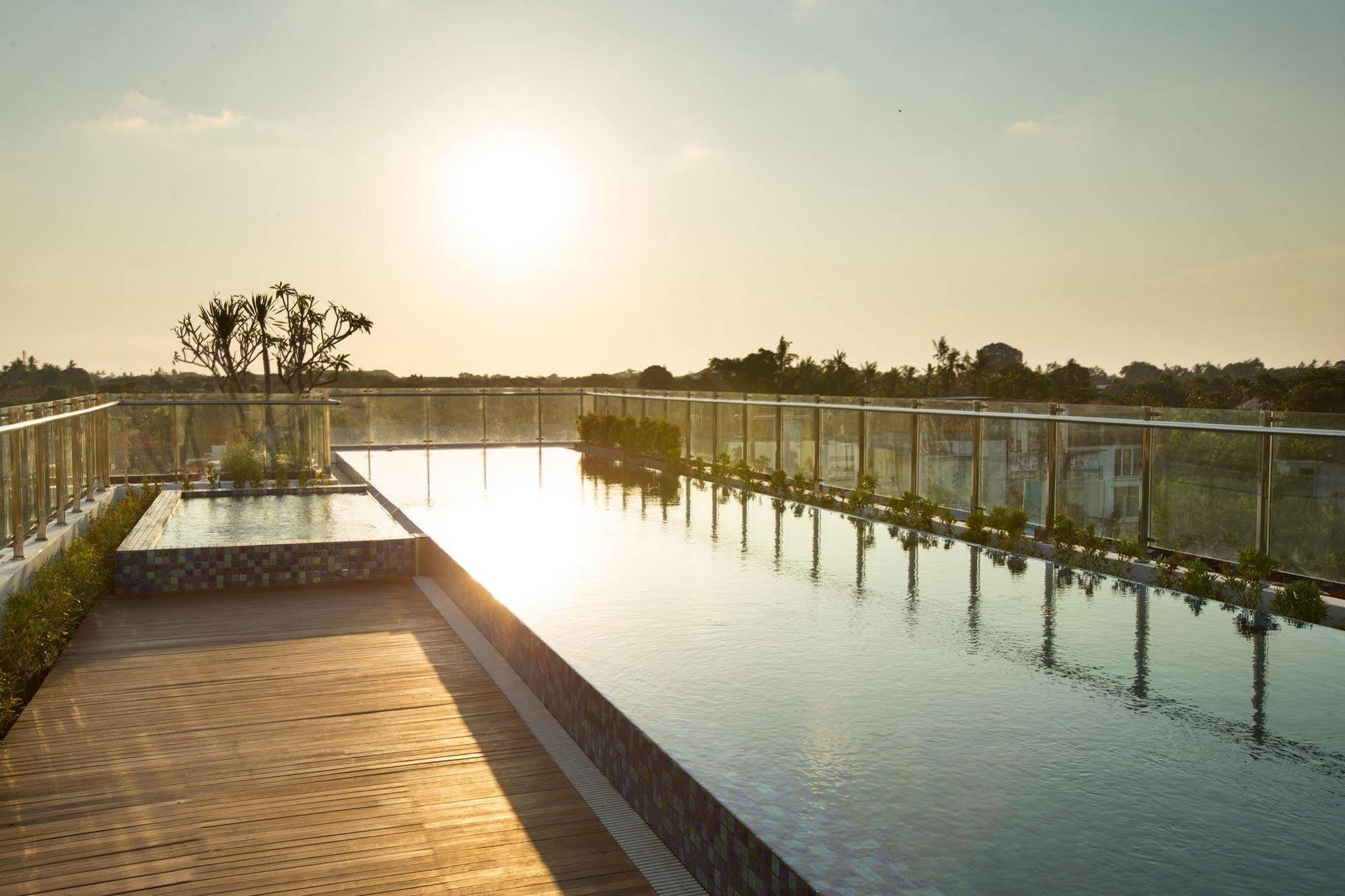 Hotel Santika Seminyak Ngoại thất bức ảnh